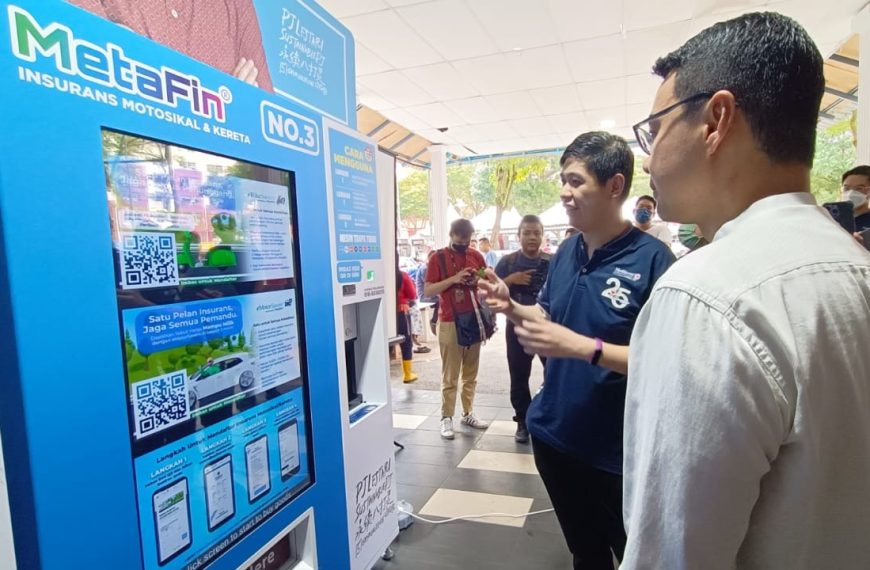 MetaFin Updates: Visit Malaysia’s First Insurtech AI Smart Vending Machine to Get a FREE RM2,000 Insurance Gift!